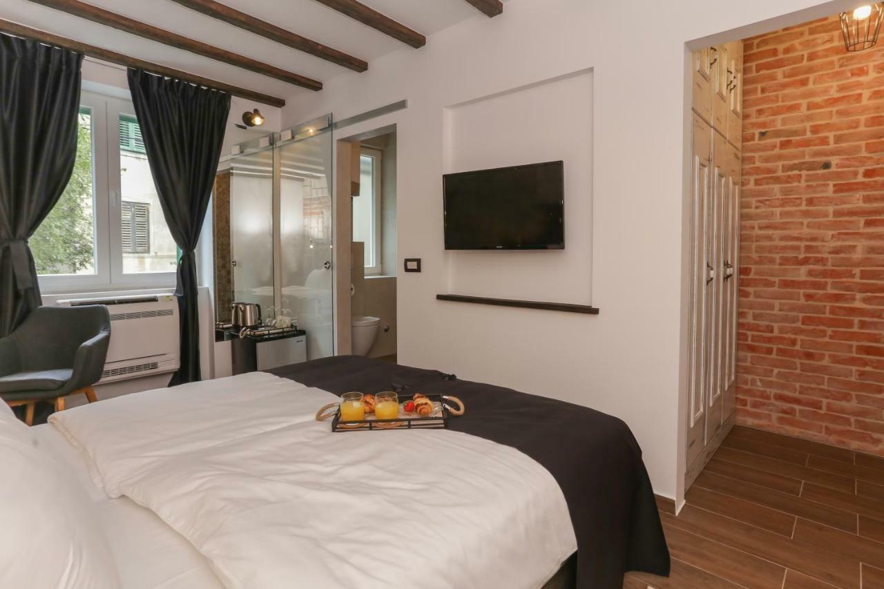 Luxury Rooms Dino Split Exterior foto