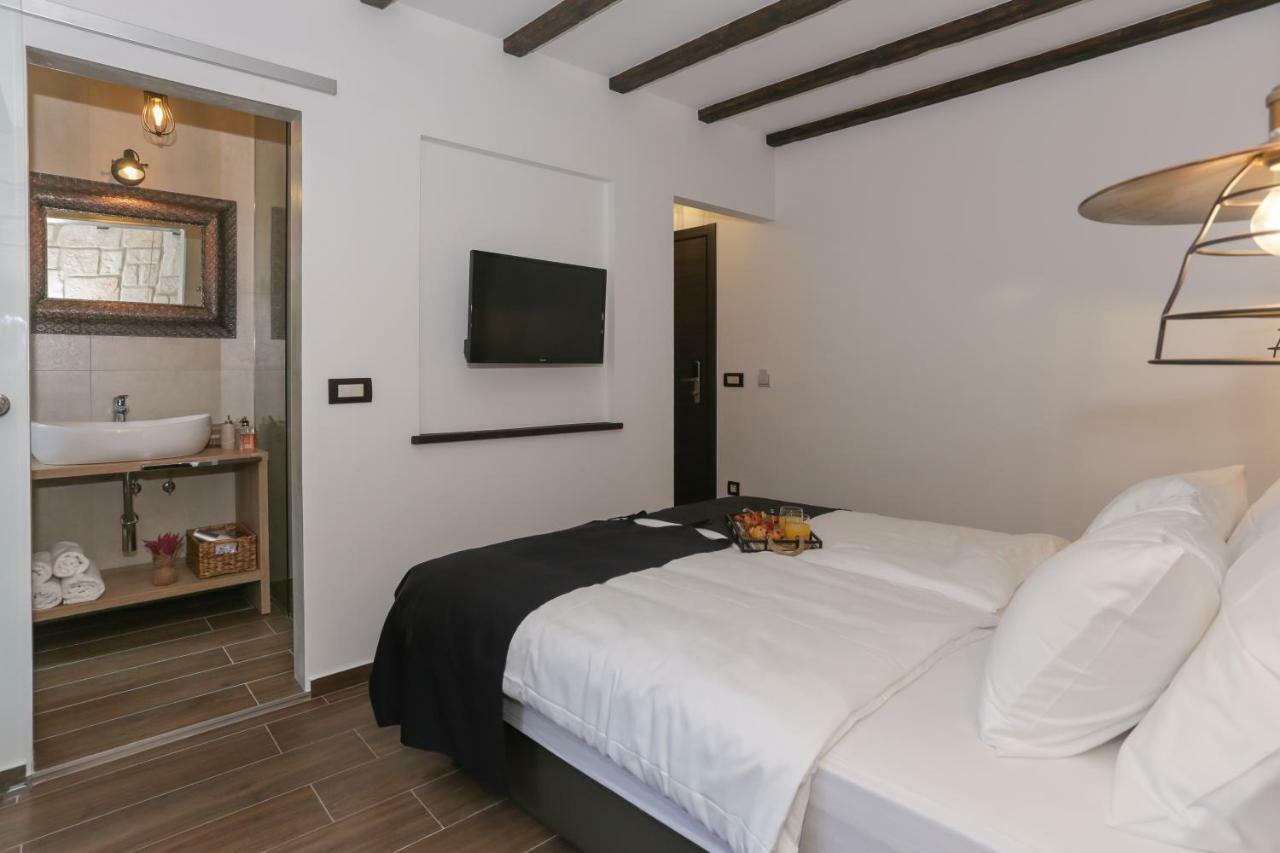 Luxury Rooms Dino Split Exterior foto